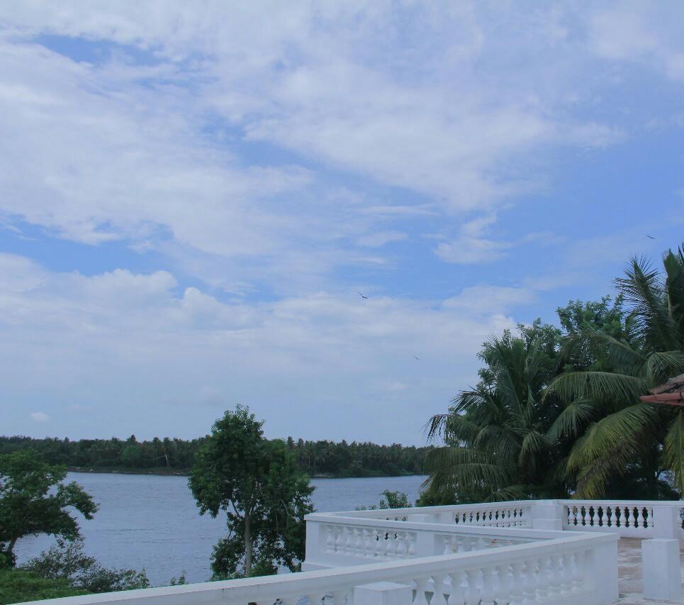Готель Muziris Harbour View Kochi Екстер'єр фото